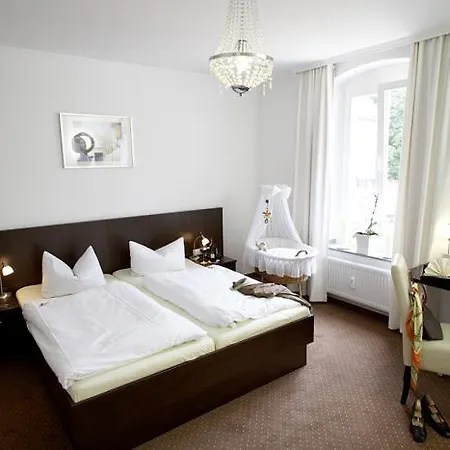 Hotel Eynck Und Restaurant 3*